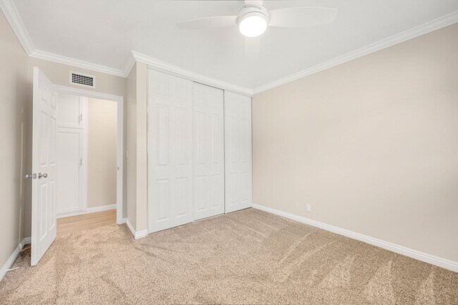 Building Photo - Charming La Habra Corner Lot Home.  4 Bedrooms & 2 Bath