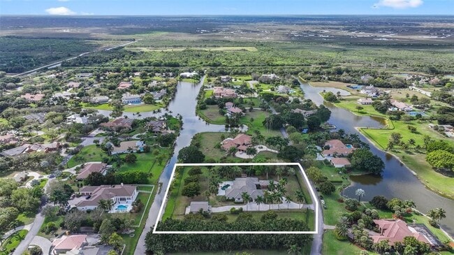 Building Photo - 10630 El Caballo Ct