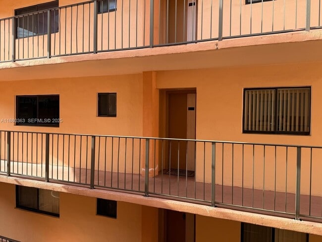 Building Photo - 8600 SW 133rd Avenue Rd