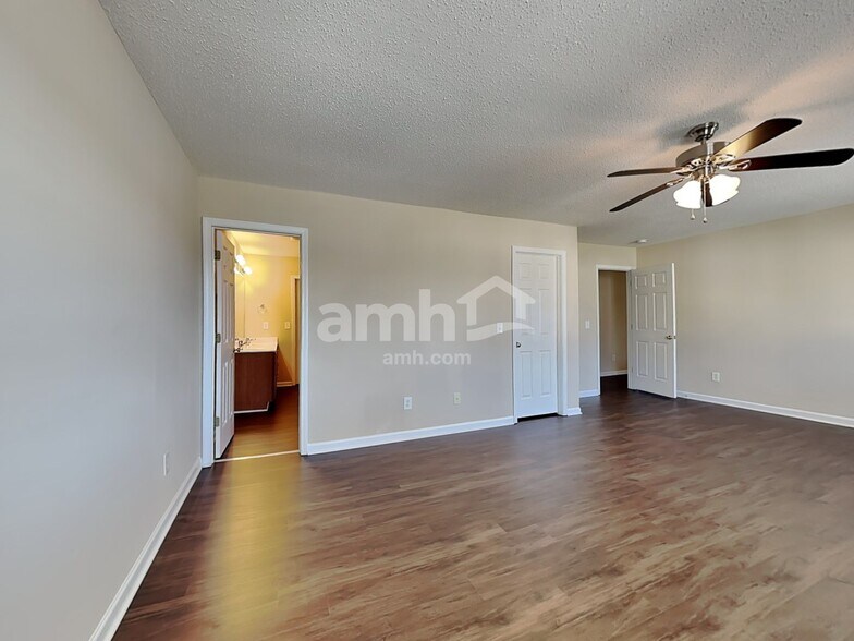 Building Photo - 5028 Bartley Way