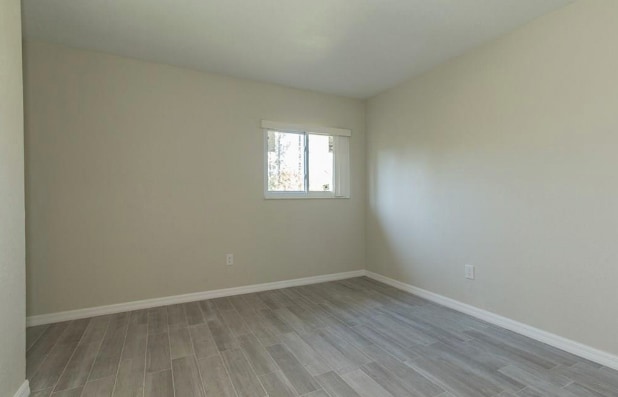 Building Photo - Updated Single family 3 bedroom, 2 bathroom!