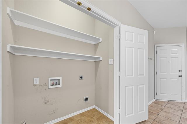Building Photo - 4515 Sawgrass Dr