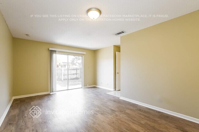 Building Photo - 343 Kantor Blvd