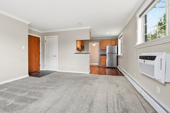 Building Photo - $1,220.95 with $300 off the first month's rent, 1 Bed - 1 Bath, Condo in Denver with Onsite Laundry!