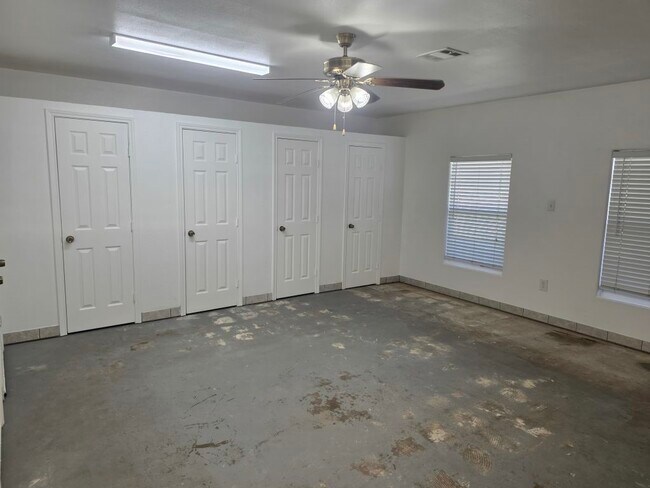 Building Photo - 13600 FM1314