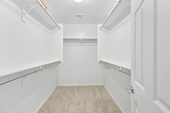 Building Photo - 25965 W Oraibi Dr