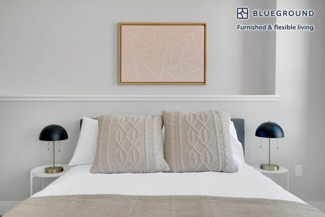 Building Photo - 2100 Welton St