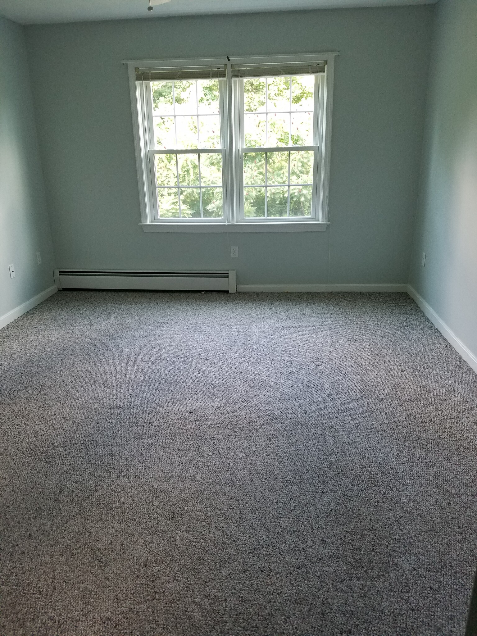 Bedroom 1 - 1901 Bodwell Rd
