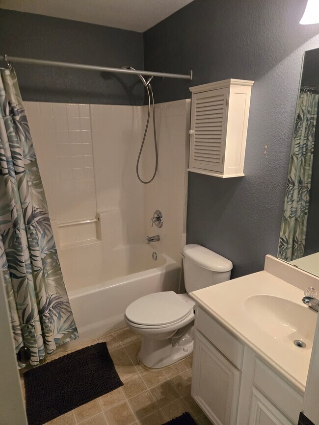 Building Photo - 209 Hardwicke Ln