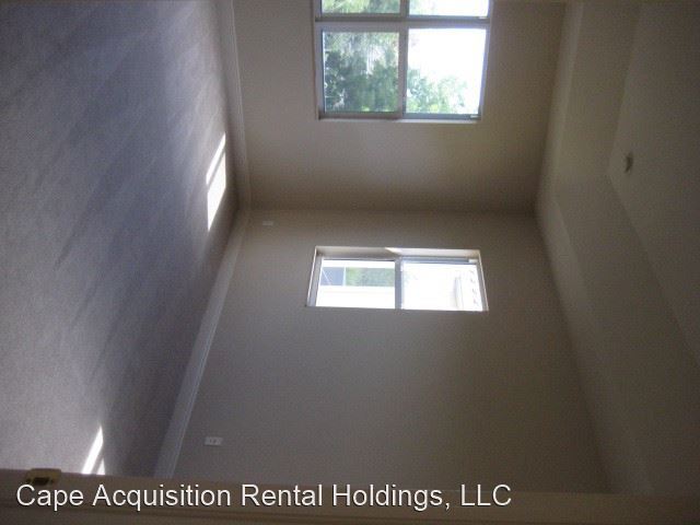 Building Photo - 3 br, 2.5 bath House - 5785 Mango Circle