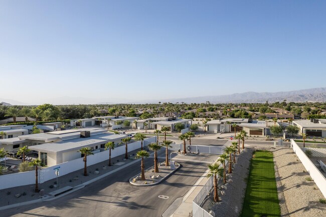 Building Photo - 80943 Elemento Ln