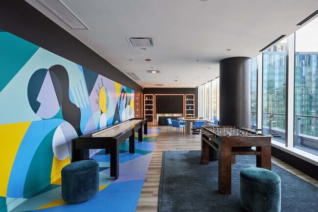 Building Photo - 1006 S Michigan Ave