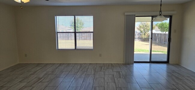 Building Photo - 4607 Mustang Dr