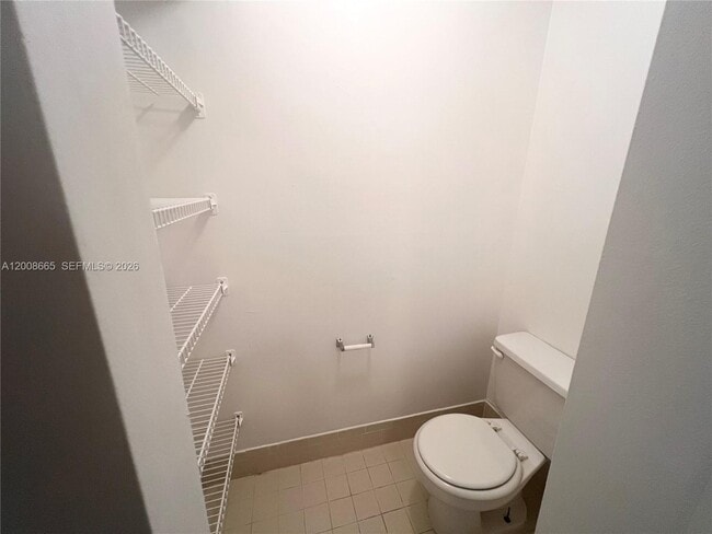 Building Photo - 1832 My Pl Ln