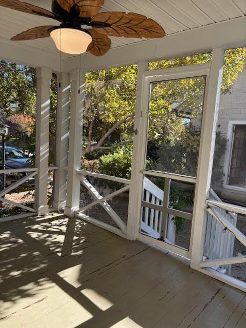 Building Photo - 613 S York St