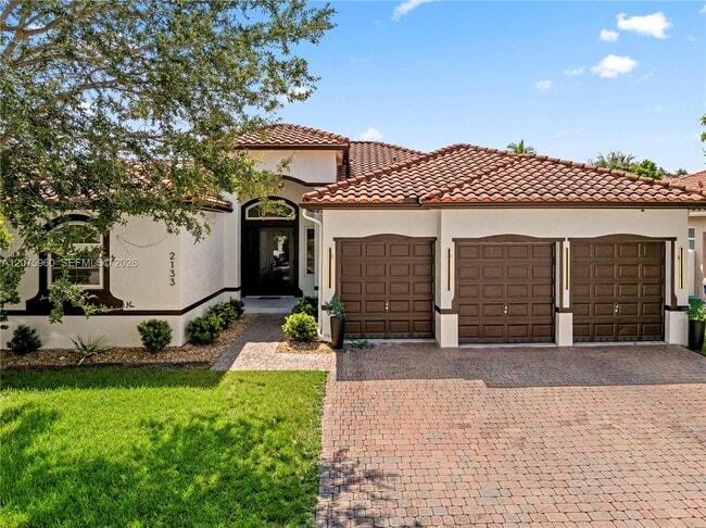 Building Photo - 2133 SW 118th Ave