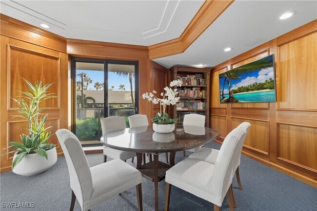 Building Photo - 4901 Gulf Shore Blvd N