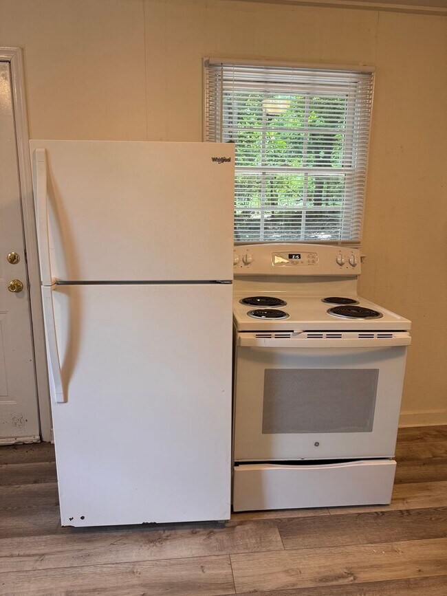 Building Photo - 2 BED, 1 BATH HOME LOCATED IN RAMSEUR