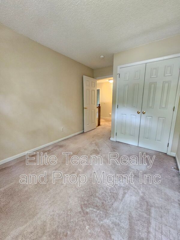 Building Photo - 4015 Brownes Ferry Rd