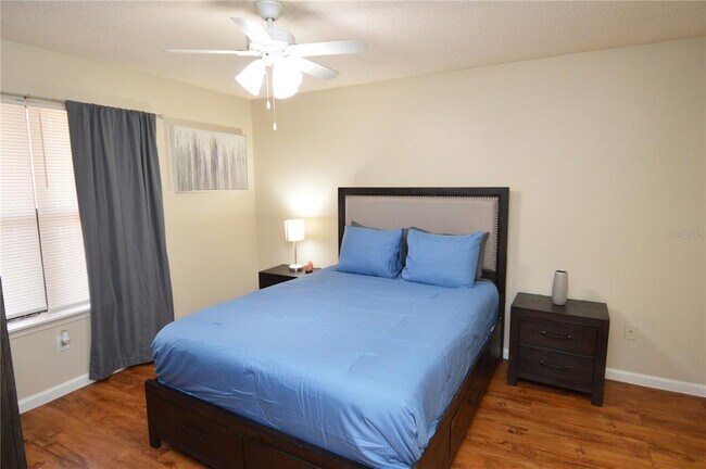 Building Photo - 11901 4th St N