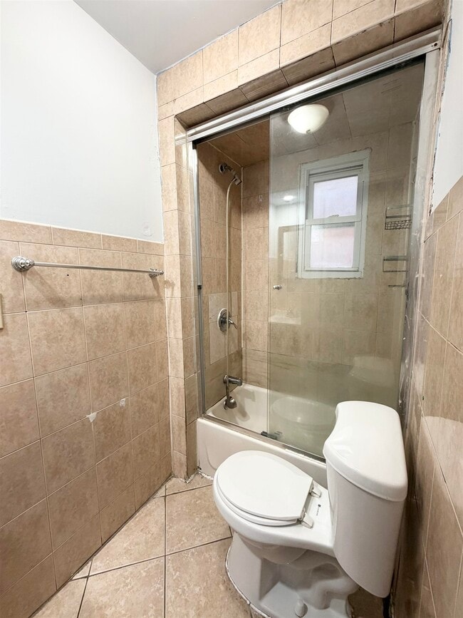 Building Photo - 1218 13th St