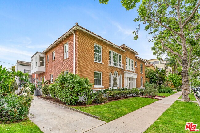 Building Photo - 144 N Swall Dr