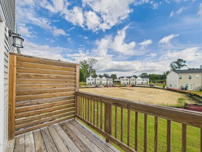 Building Photo - 2709 Chert Ln