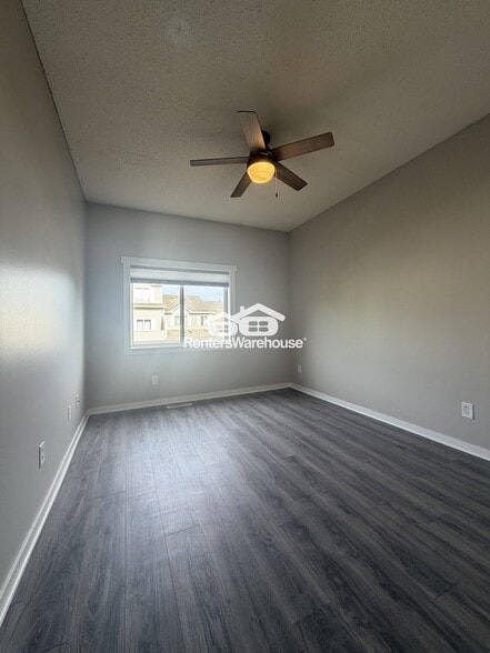 Building Photo - 8632 Savanna Oaks Bay