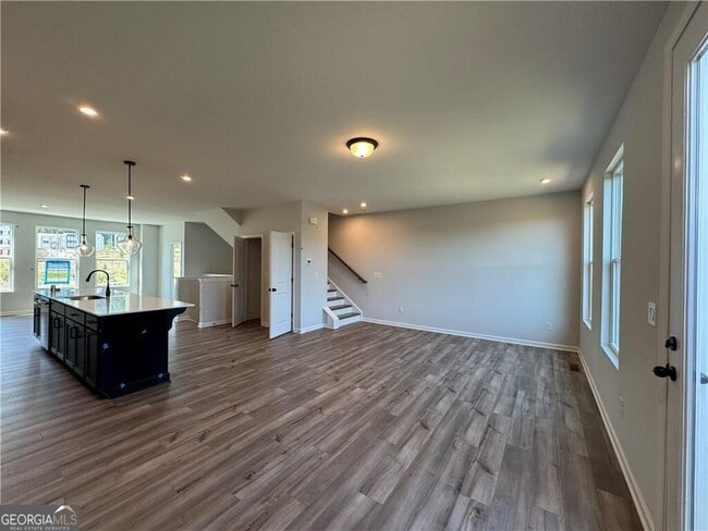 Building Photo - 1409 Creekside Cir NW