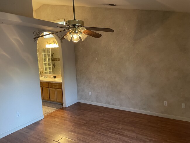 Master Bedroom - 5416 Indian Ridge Ln