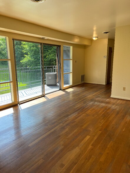 Building Photo - 145 Arnett Blvd