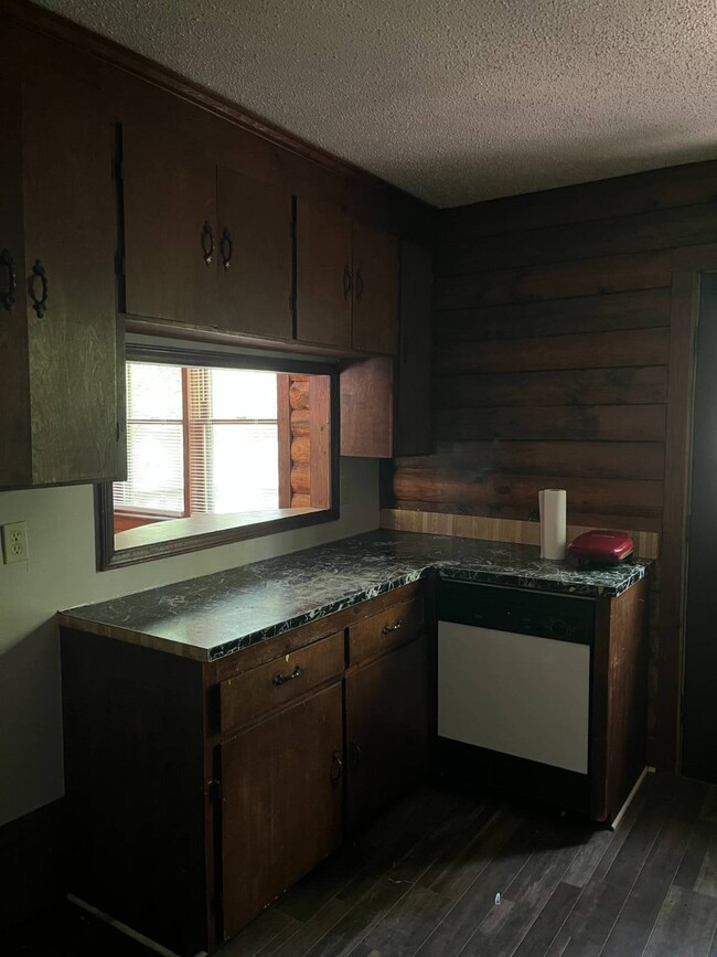 Building Photo - 123 High Ridge Ct
