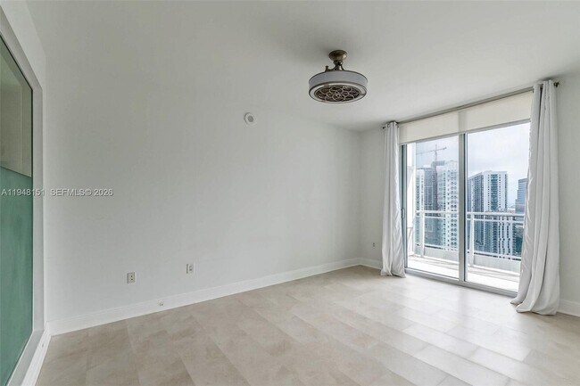 Building Photo - 90 SW 3rd St