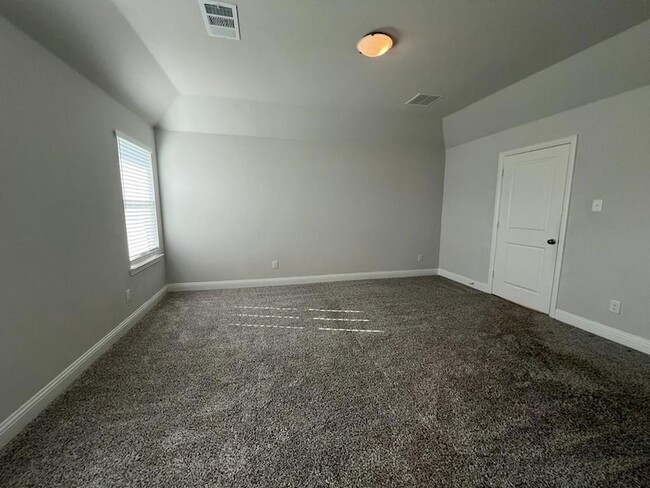 Building Photo - 609 Tartane Dr