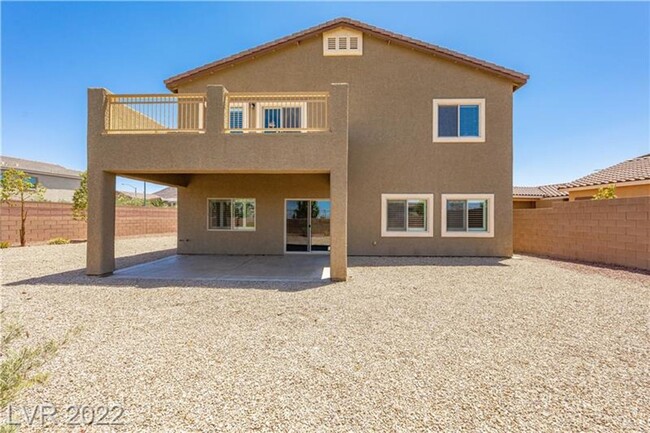 Building Photo - 4 bed+loft Green Valley Home w/City Views