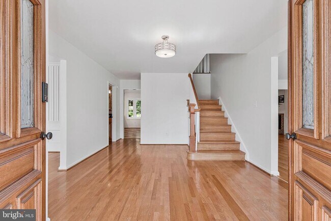 Building Photo - 7730 Falstaff Rd