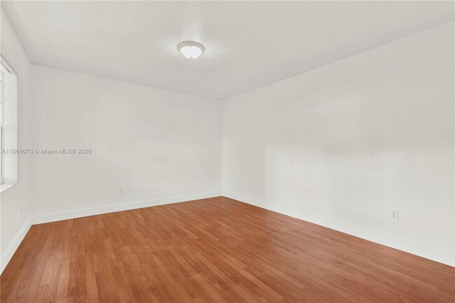 Building Photo - 15831 Palmetto Club Dr