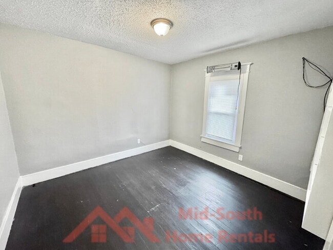 Building Photo - 3338 Coleman Ave