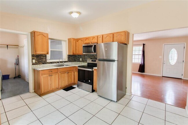 Building Photo - 3633 Ranchwood Rd