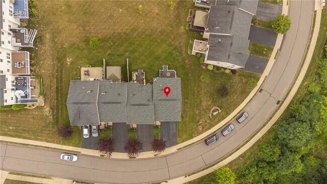 Building Photo - 356 Sunrise Dr