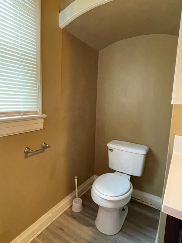 Building Photo - 120 W Foch St