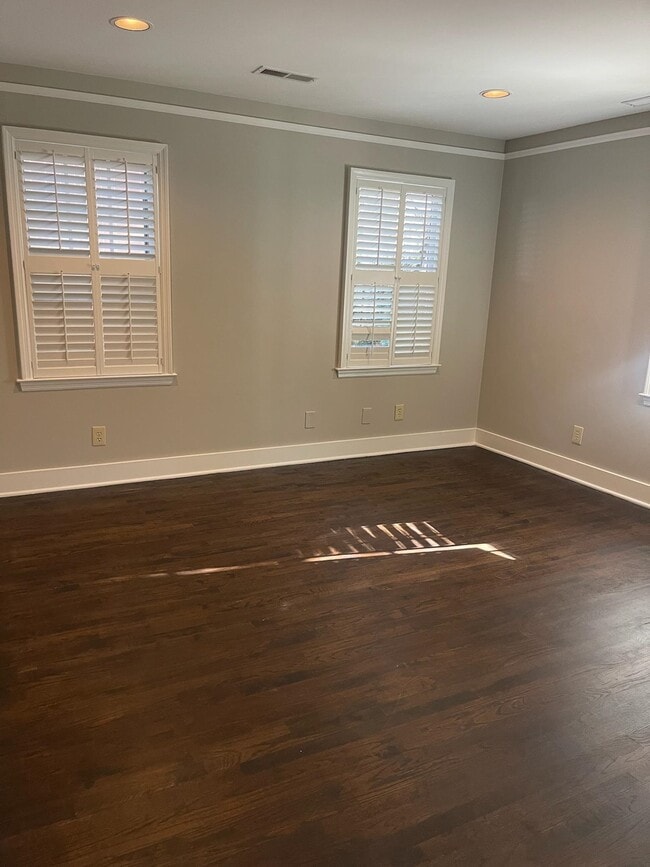 Building Photo - 511 Prince St