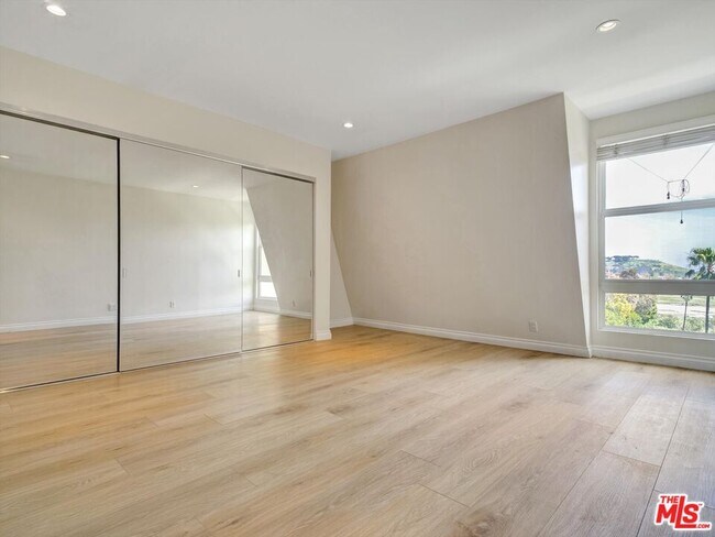 Building Photo - 23901 Civic Center Way