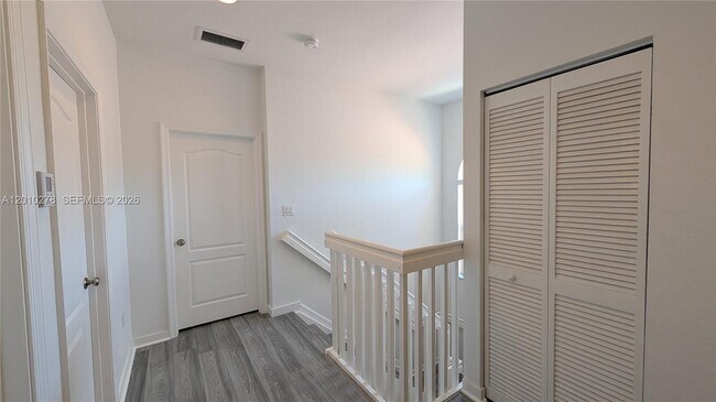 Building Photo - 2151 NE 37th Terrace