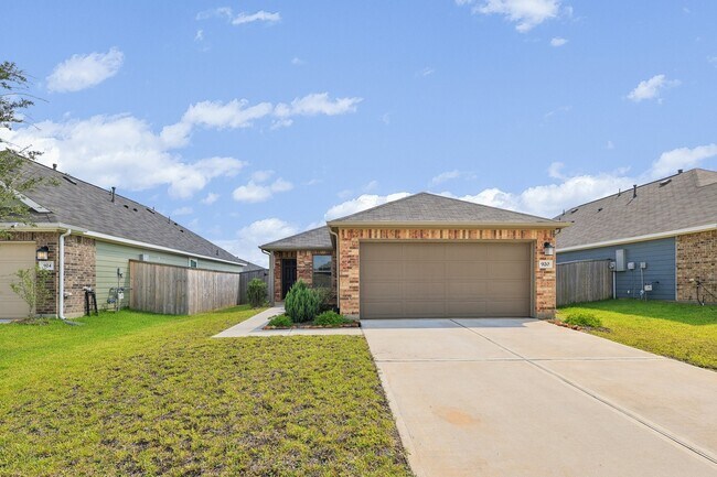 Primary Photo - 920 Gentle Moss Dr