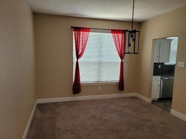 Building Photo - 4902 Landrun Ln