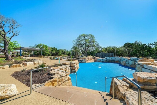 Building Photo - 2045 Arendale Dr