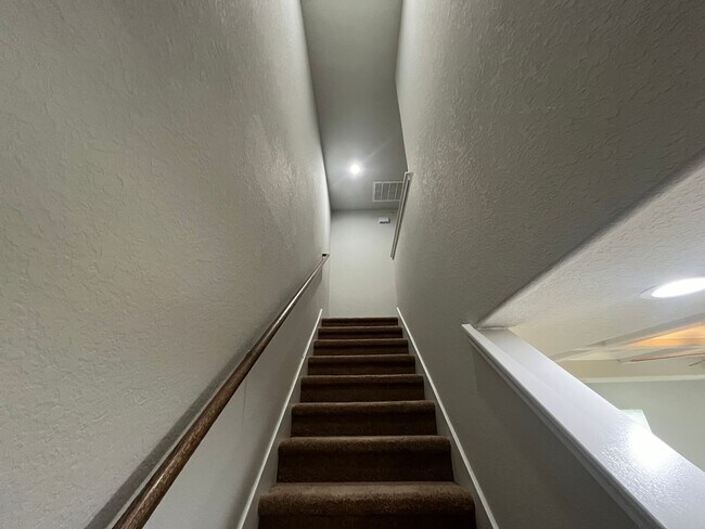 Building Photo - 16906 Dancing Ava