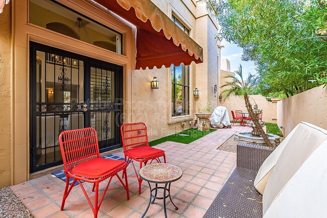 Building Photo - 8602 E Vista Del Lago