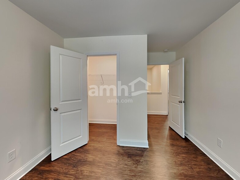 Building Photo - 190 Makenna Dr
